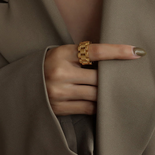 Molly Ring | Watch chain