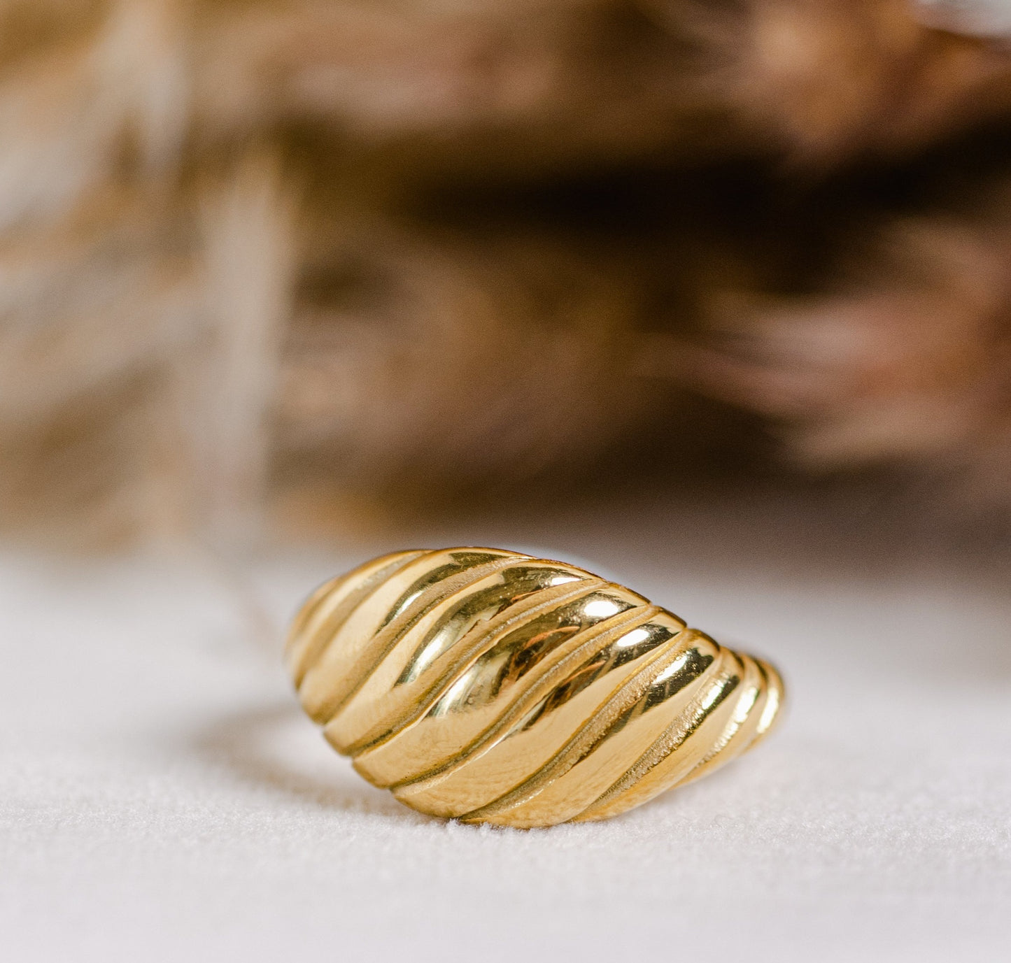 Riley | Asymmetrical Wave ring