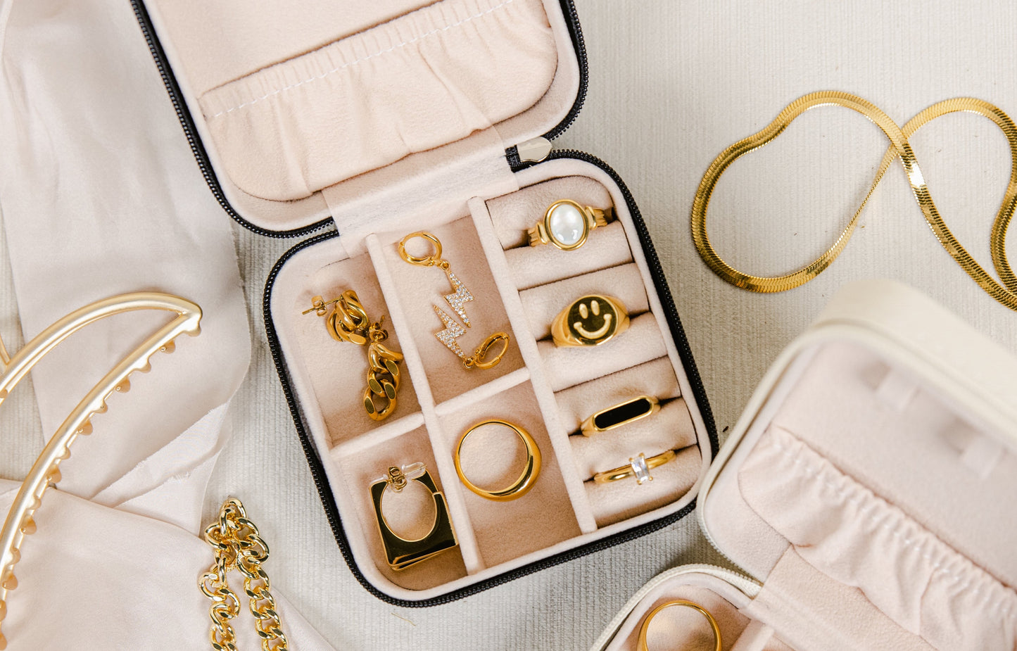 Maisy | Smiley face ring